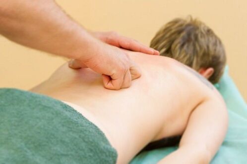 masaż na osteochondrozę klatki piersiowej